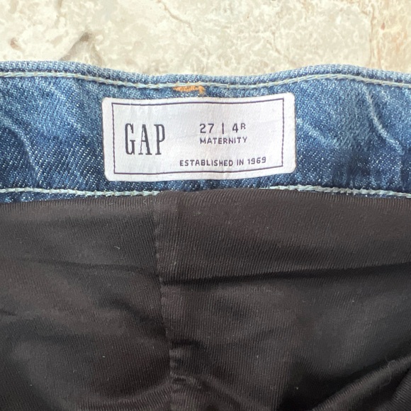 GAP Maternity NWT True Waistband Full Panel UltraSoft Baggy Jeans, Blue, 27/4R - Picture 9 of 13